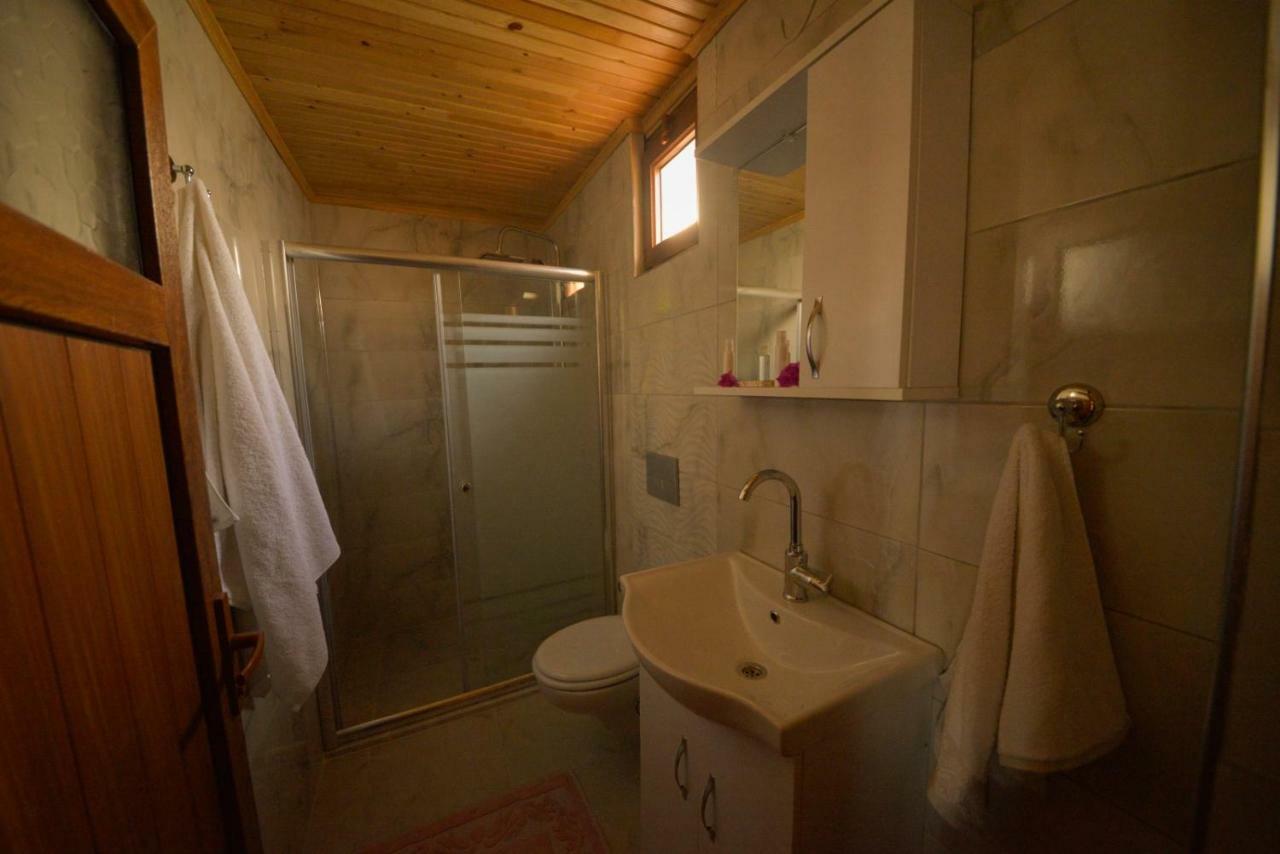 Em-Ba Butik Bungalov เดมเร ภายนอก รูปภาพ